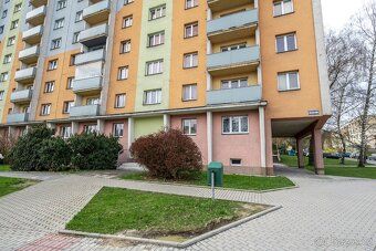 We offer for sale a cooperative apartment 3+1 with a total area of 68 m²