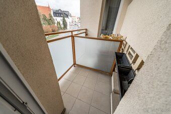 Nabízíme k prodeji výjimečný, kompletně zrekonstruovaný byt 
