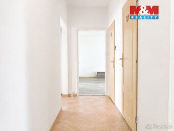 Nabízíme prodej bytu v panelovém domě v části Přerov II‑Před