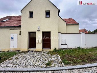 (+energy advance payment 3,500 CZK), Dumrealit.cz will mediate for you