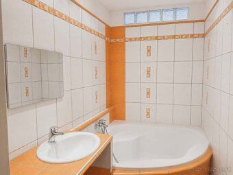 Prodej bytu 2+1, 60 m² – Veselí nad Lužnicí
Nabízím k prodej
