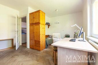 We offer for sale a family house of disposition 3+1 with floor area of 81 m2, located in a…