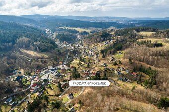 Land plot in the village of Janov nad Nisou - Hraničná, whose lower edge borders directly on…