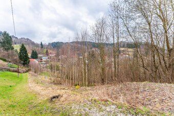 Land plot in the village of Janov nad Nisou - Hraničná, whose lower edge borders directly on…