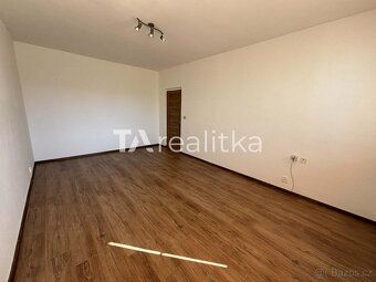 On behalf of the owner we offer beautiful apartment for rent.