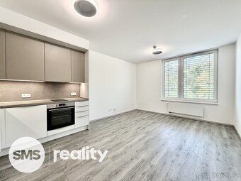 1kk apartment is located on the third floor of the KRUMLOVSKY KLENOT project, approved last…
