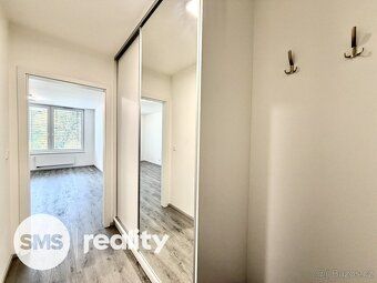 1kk apartment is located on the third floor of the KRUMLOVSKY KLENOT project, approved last…