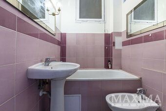 We offer an exclusive opportunity to buy property in very sought-after location with value…