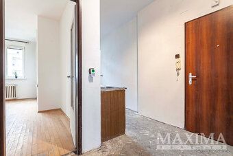 We offer an exclusive opportunity to buy property in very sought-after location with value…