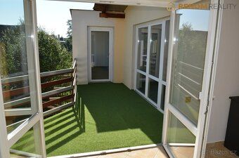 Ev.č. 01034 Prodej bytu s terasou o dispozici 5+1, 147 m2, u