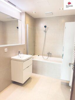 Sunny 3+kk apartment with terrace near forest quiet as in the countryside but in Prague!