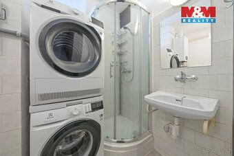 We offer for sale a spacious bright apartment 3+kk with usable area of 