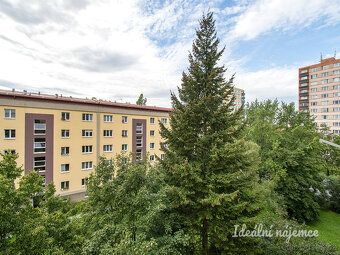 K dlouhodobému podnájmu nabízíme moderní byt o dispozici 2+1