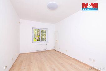 Rental offer for renovated 2+kk apartment, 45 sqm on the second floor in Prague 10