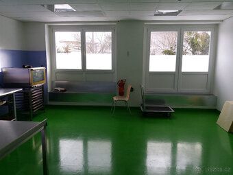 RENT OUT EMPTY SPACE AFTER MANUFACTURING APPROXIMATELY 160M2, new flat floors, barrier-free…