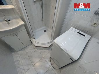 Beautifully maintained 2+1 apartment with loggia in Povrly, Sídliště street