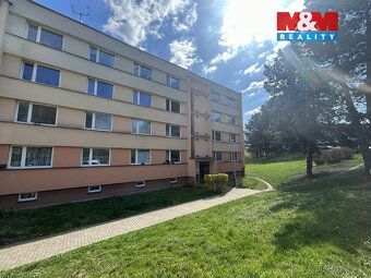 Beautifully maintained 2+1 apartment with loggia in Povrly, Sídliště street