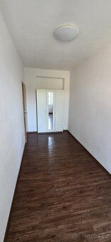 Ev.č. 00339 Nabízíme Vám k pronájmu byt o dispozici 3+kk a v