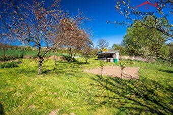 Well-maintained family house with garden in a peaceful area of Lukov near Úštěk