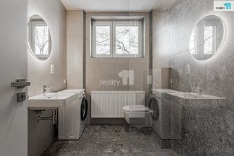 Pronájem pokoje vč. poplatků a energií., Reality 11 Vám zpro