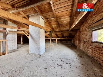 We offer for sale a detached two-generation family house in Žďár nad Sázavou