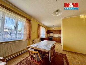 We offer for sale a detached two-generation family house in Žďár nad Sázavou