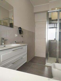 The House of Elisa We offer pleasant accommodation in a quiet seaside town Riposto on Sicily.