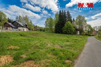 We offer for sale an attractive and sunny plot of land measuring 1079 sqm in the picturesque…