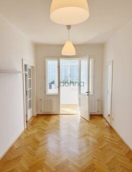 Nabízíme byt k pronájmu 4+kk, o ploše 135m2, který se nacház