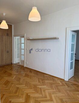 Nabízíme byt k pronájmu 4+kk, o ploše 135m2, který se nacház