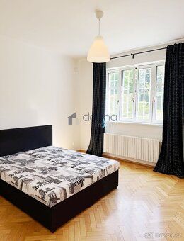 Nabízíme byt k pronájmu 4+kk, o ploše 135m2, který se nacház