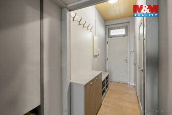 For sale bright apartment 2+kk with floor area of 44.8 m² in desirable part of Prague-Krc.