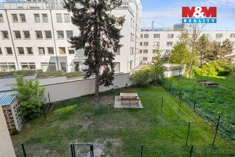 For sale bright apartment 2+kk with floor area of 44.8 m² in desirable part of Prague-Krc.