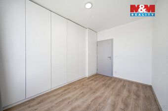Nabízíme k pronájmu moderní byt o dispozici 3+kk na ulici Ja