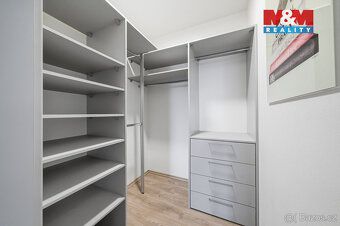 Nabízíme k pronájmu moderní byt o dispozici 3+kk na ulici Ja