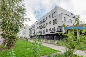 Nabízím k pronájmu novostavbu bytu o dispozici 2+kk s velkou