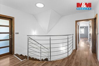 Nabízíme k prodeji moderní rodinný dům 6+kk v žádané lokalit