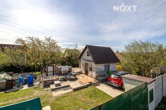 We offer for sale an attractive property in a quiet location of P
