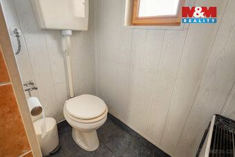 Nabízíme k prodeji chatu o dispozici 3+1 s užitnou plochou 7