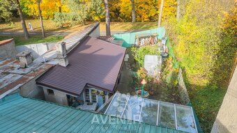 Ref #69503 Exclusive offer by Jan Czirok for sale is a cozy family house with garden in a…