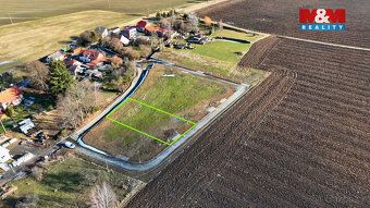 We offer you a plot of land measuring 862 m², situated in a quiet part of Havlíčkův Brod.