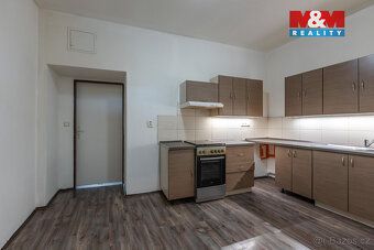 Nabízíme k prodeji prostorný byt 2+1 s výměrou 71,48 m² včet