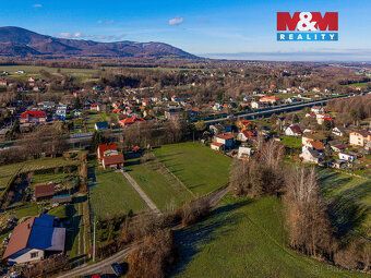 We offer for sale a plot of land measuring 2270 m² in a quiet part of Frýdek - Místek