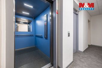 We offer for sale a spacious 3BR apartment with usable area of 75 sqm
