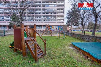 We offer for sale a spacious 3BR apartment with usable area of 75 sqm
