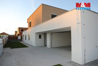 Nabízíme k prodeji hrubou stavbu rodinného domu s terasou a 