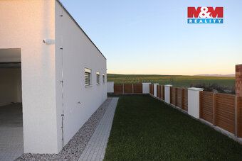 Nabízíme k prodeji hrubou stavbu rodinného domu s terasou a 