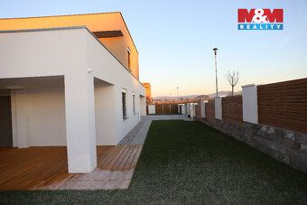 Nabízíme k prodeji hrubou stavbu rodinného domu s terasou a 
