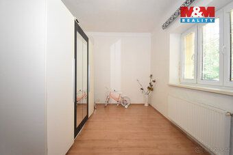 We offer for sale a family house 5+KK in Ostrava Hrušov on street