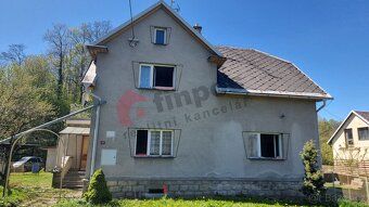 We offer you an attractive family house in the picturesque village of Velké Kunětice